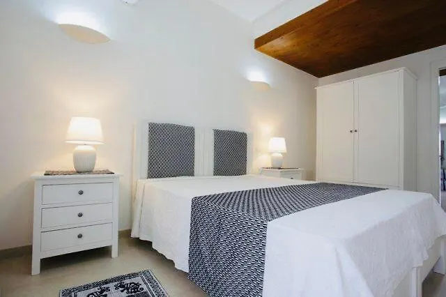 Bed & Breakfast Cala Azul 3*